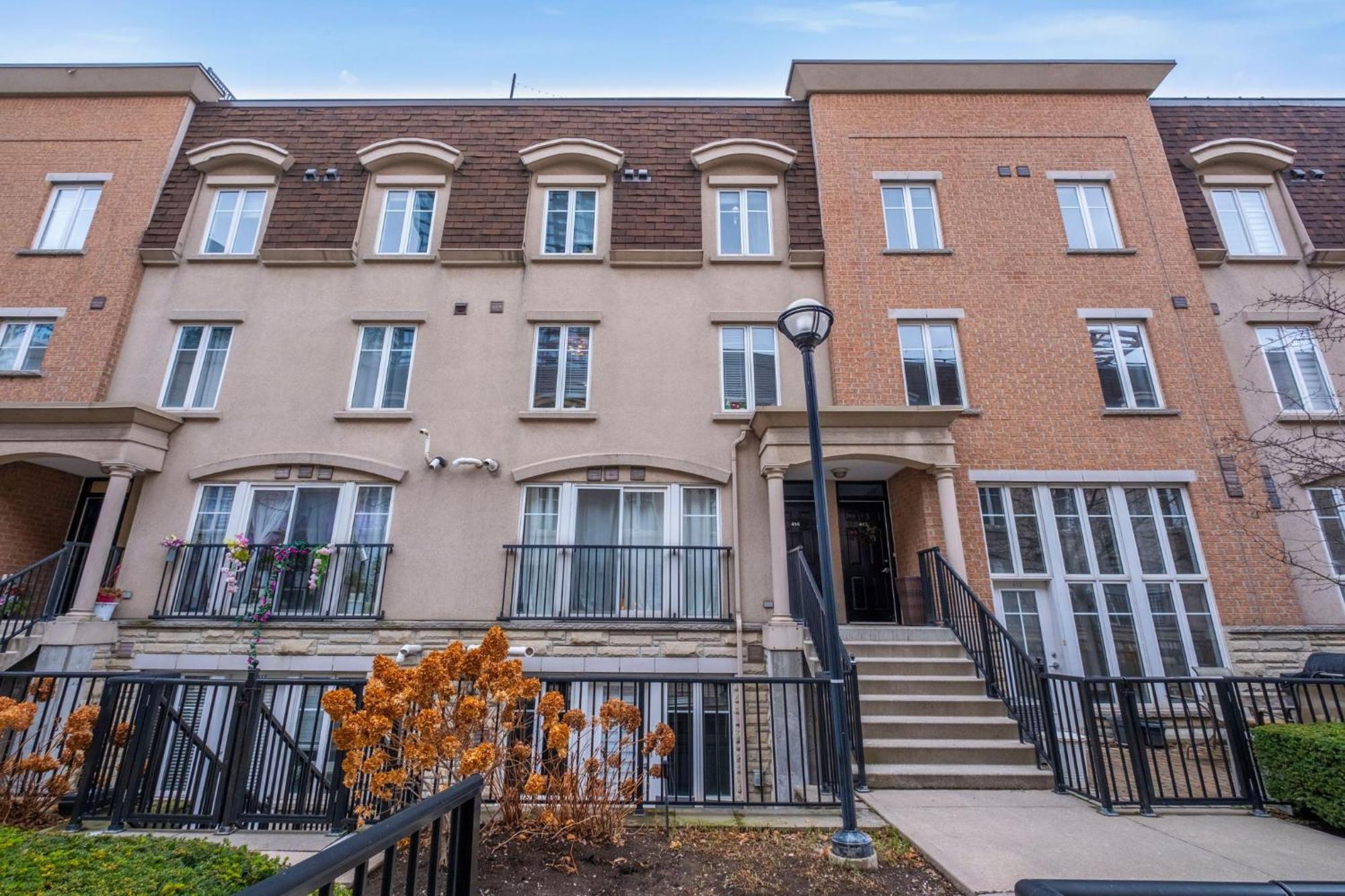 Liberty Village Townhouse Торонто Экстерьер фото